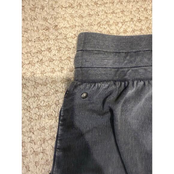 Z by Zella Washed Gray Joggers - Size M - Excellent Condition - Picture 7 of 7